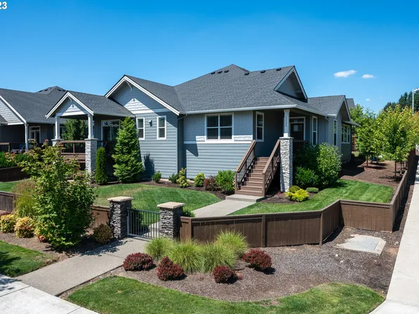 15265 Holcomb Blvd, Oregon City, OR 97045