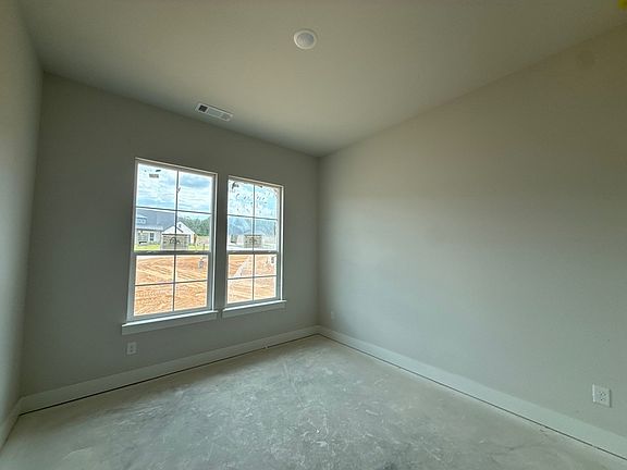 3rd image of 441 Texas Sage Trl