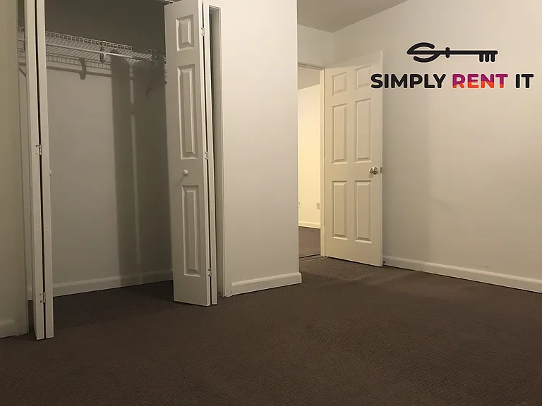 213 N Main St — Photo 9