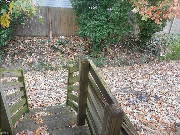 5th image of 122 Christian St APT 13
