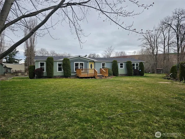 195 Second SE, Dixie, WA 99329