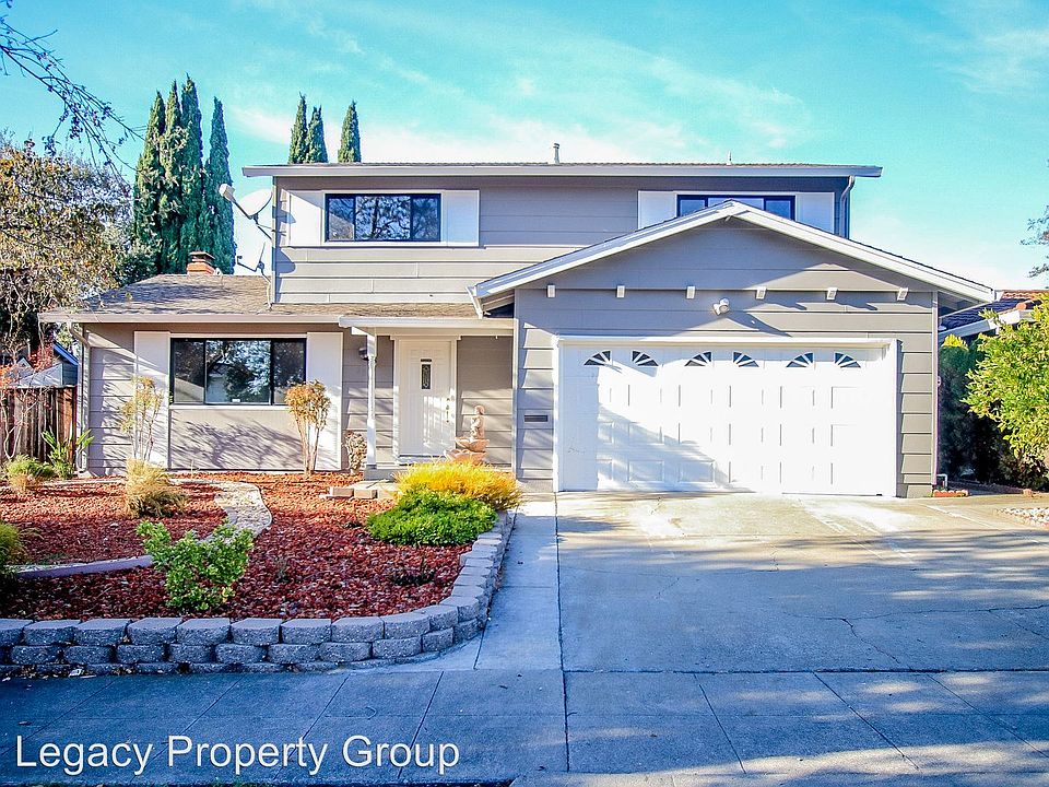 1st image of 2066 Lockwood Dr
