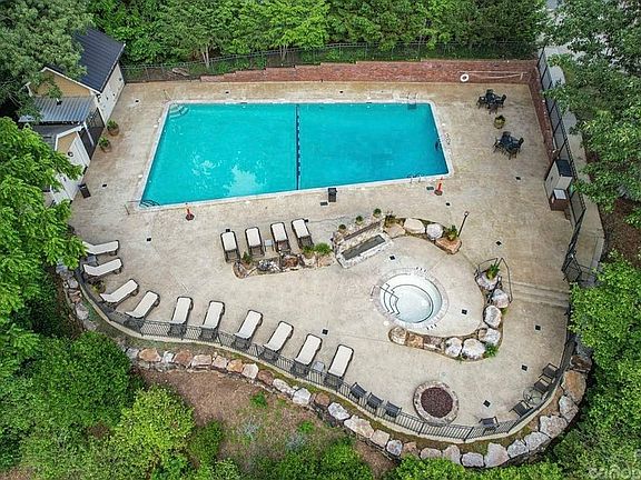 4th image of 310 Bowling Park Rd #310