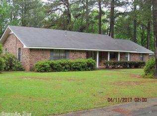 402 Marie Dr, Warren, AR 71671