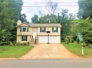 1432 Sir Knights Way, Lawrenceville, GA 30045