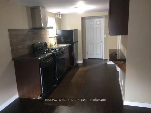 44 Beechwood Ave, Toronto, ON M2L 4T1