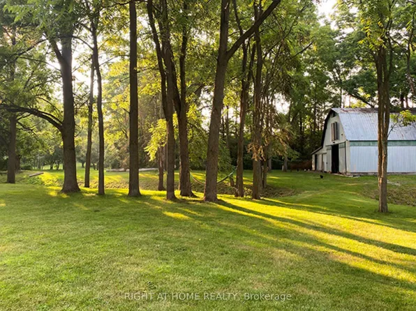 7454 Old Church Rd, Caledon, ON L7C 0H5