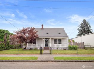 1923 Pioneer St, Enumclaw, WA 98022