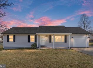 214 Nightingale Ave, Stephens City, VA 22655