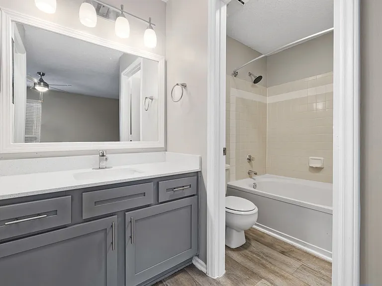Concord Apartments — Photo 60