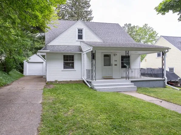 305 South 10TH AVENUE, Wausau, WI 54401