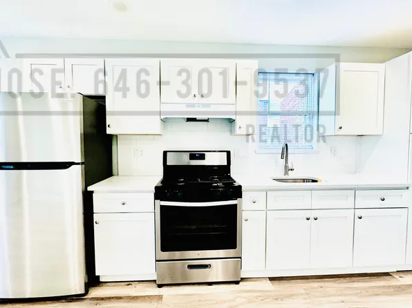 79 Warren St #200, Paterson, NJ 07524