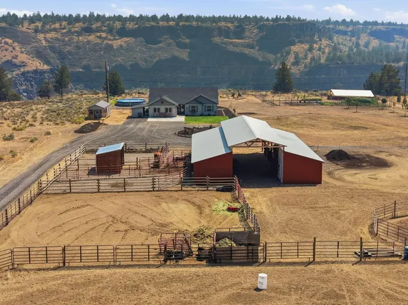 4819 SW Trout Rd, Terrebonne, OR 97760