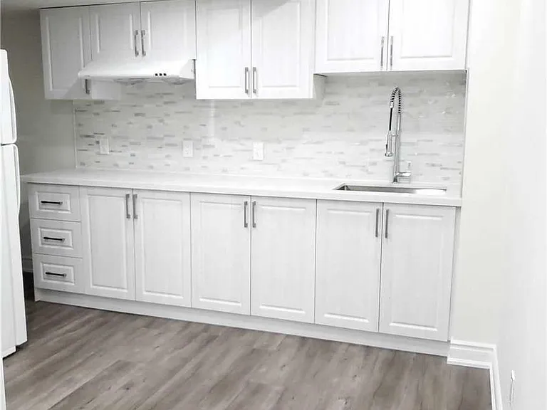 267 Hammersly Blvd — Photo 14