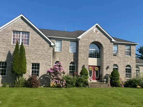 22 Shield Road, Perrineville, NJ 08535