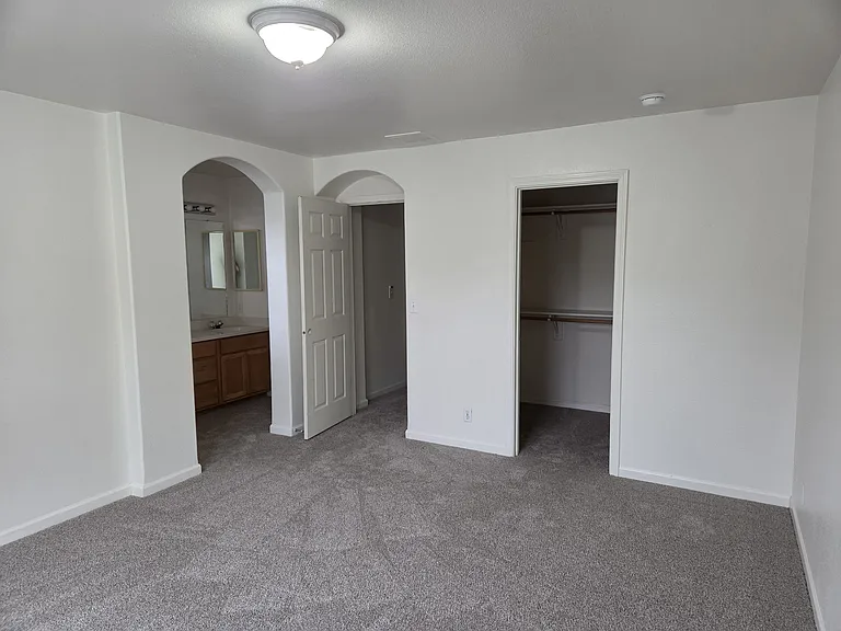 1627 Riley Ln — Photo 13