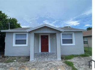 656 W 9th St, Riviera Beach, FL 33404