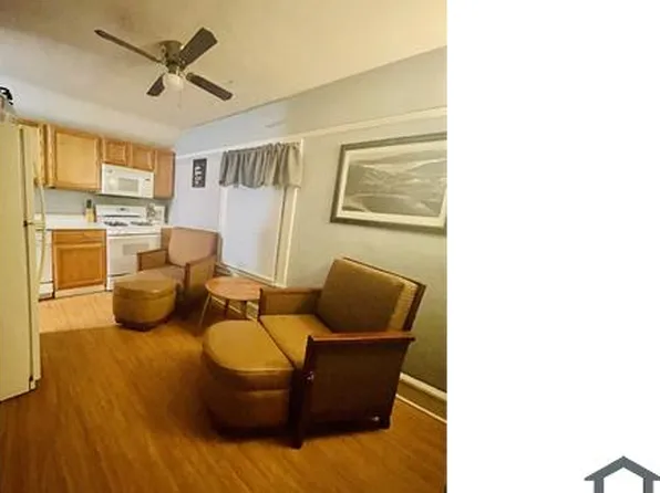 1330 16th Ave #2S, Rockford, IL 61104