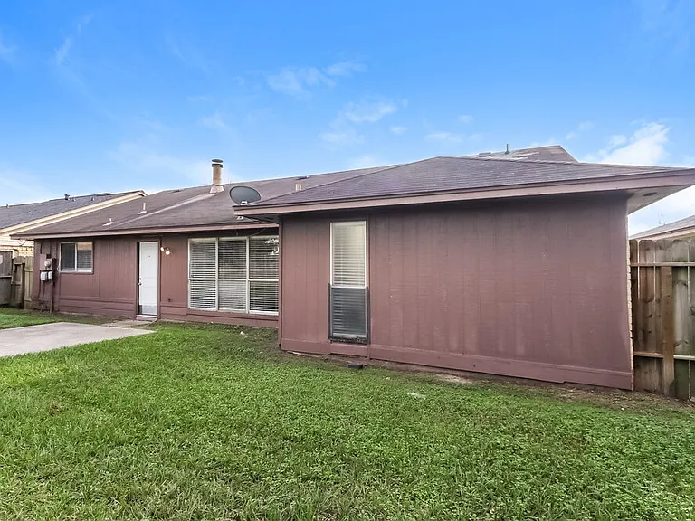 3446 Hombly Rd — Photo 16