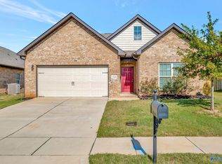 104 Pointe Haven Ct, Huntsville, AL 35824