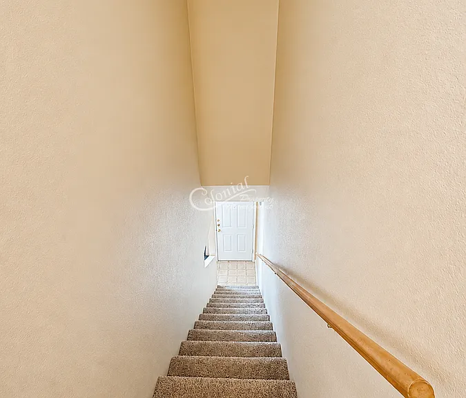 2710 Vernice Loop #B — Photo 8