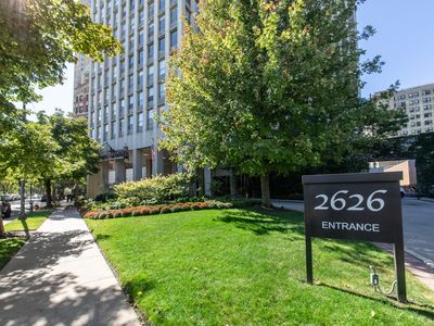 2626 N Lakeview Ave APT 3601, Chicago, IL, 60614