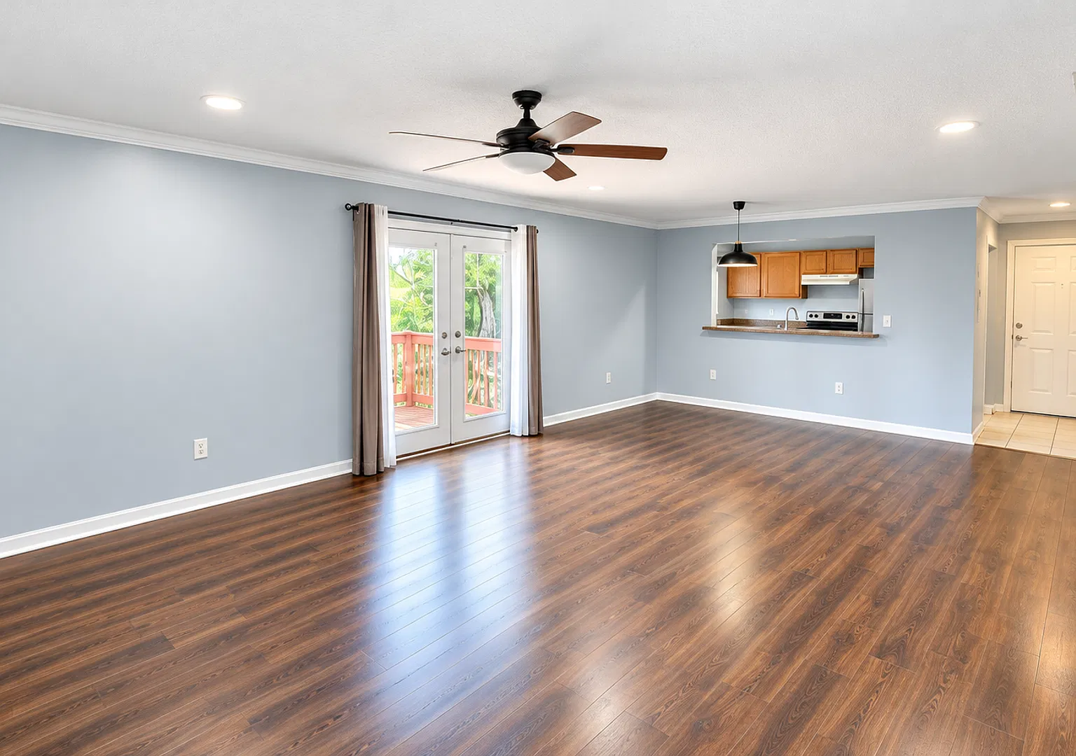 Beautiful 2BR/2BA Condo in Sarasota! — Photo 3