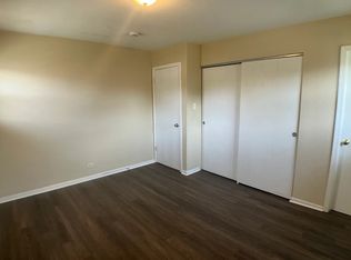 16125 Forest Ave, Oak Forest, IL 60452