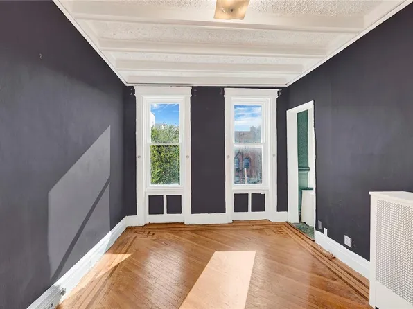 370 85th Street image 4 of 36