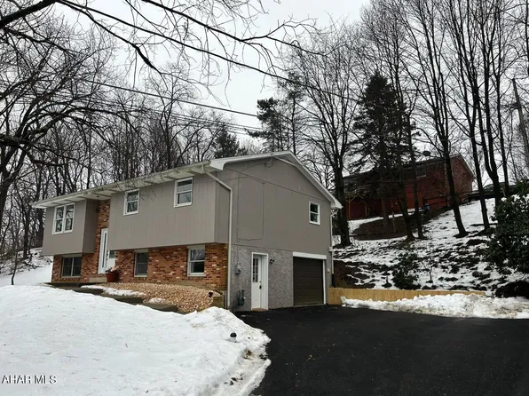 3609 Oak Ave, Altoona, PA 16601