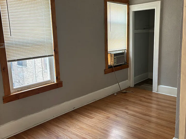 2315 N Washtenaw Ave #2 — Photo 11