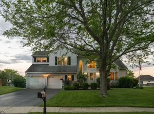 6 Snead Ct, Mount Olive Twp., NJ 07836