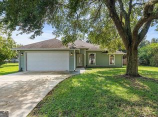 203 Greenbriar Rd, Kingsland, GA 31548