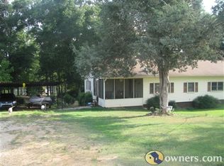 84 Oak Mountain Ln, Hartwell, GA 30643