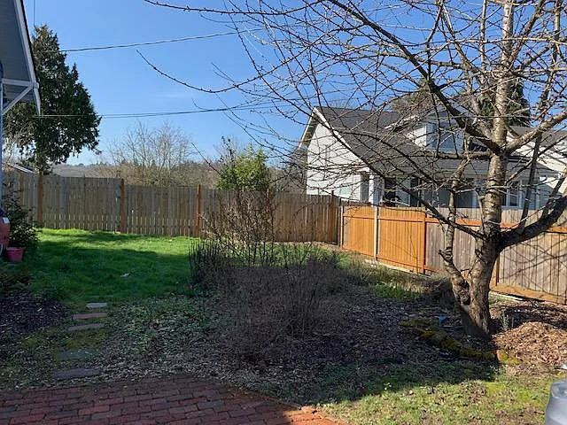 4136 Lexington Pl S — Photo 4