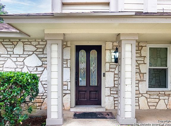 3rd image of 6310 Echo Canyon St