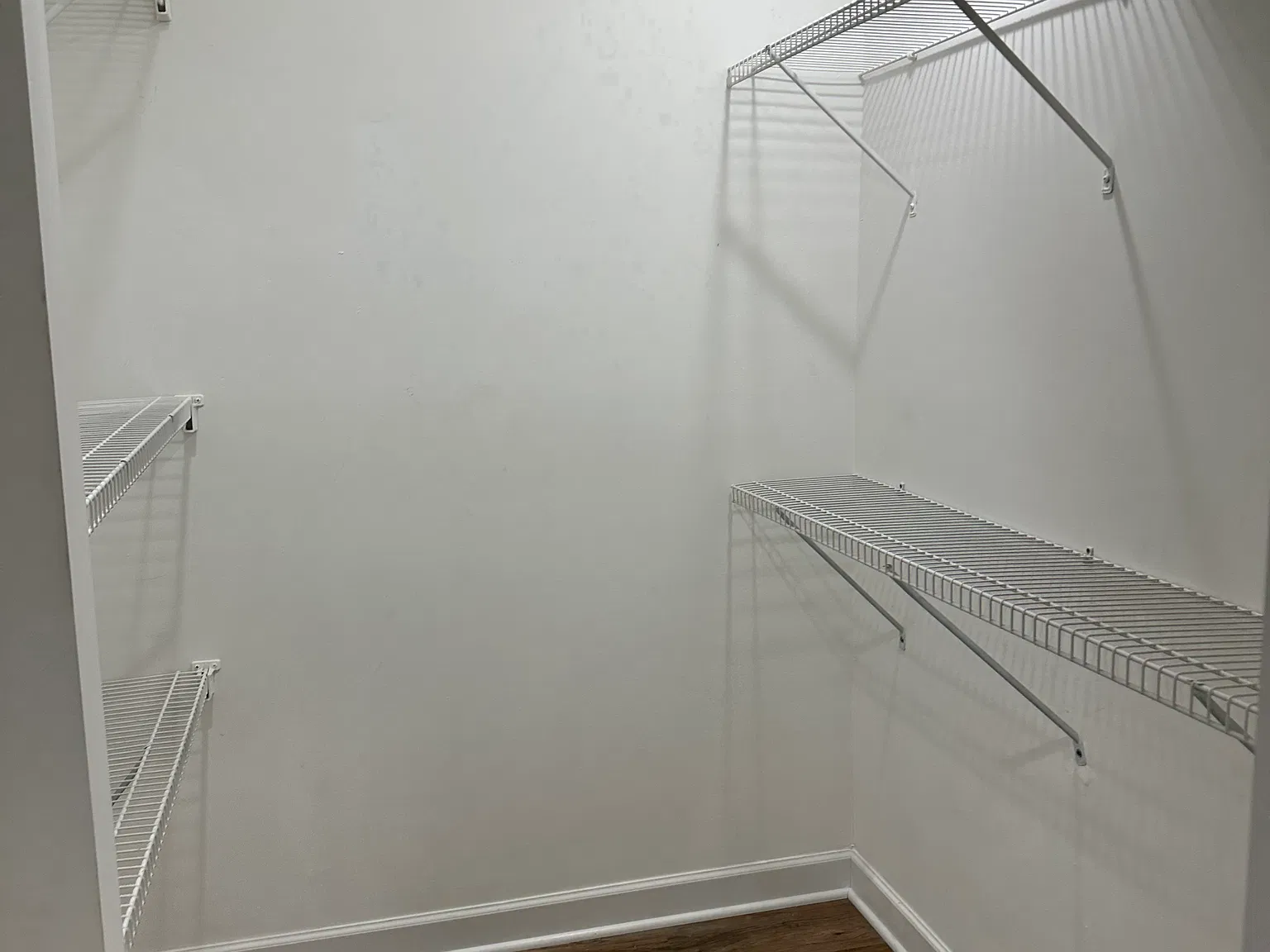 1 bed, 3848 sqft, $1,500 — Photo 4