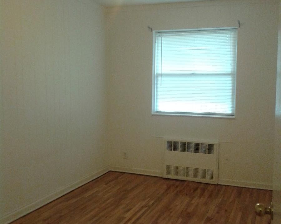 1st image of 2943 Avenue V