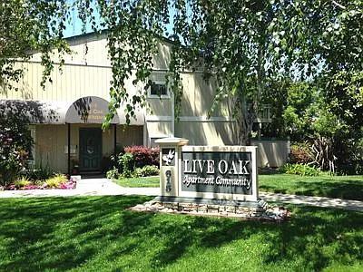 Live Oak Apartments — Photo 131
