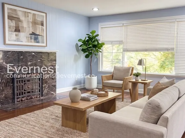 4907 241st St SW, Mountlake Terrace, WA 98043