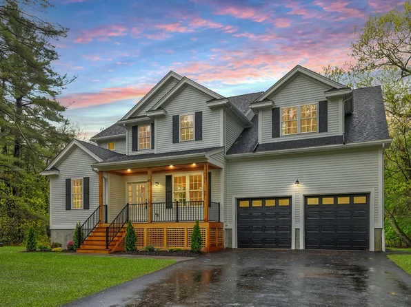 85 Beaver Ave, Lynnfield, MA 01940