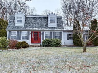 185 Meadowbrook Dr, Manchester, CT 06042