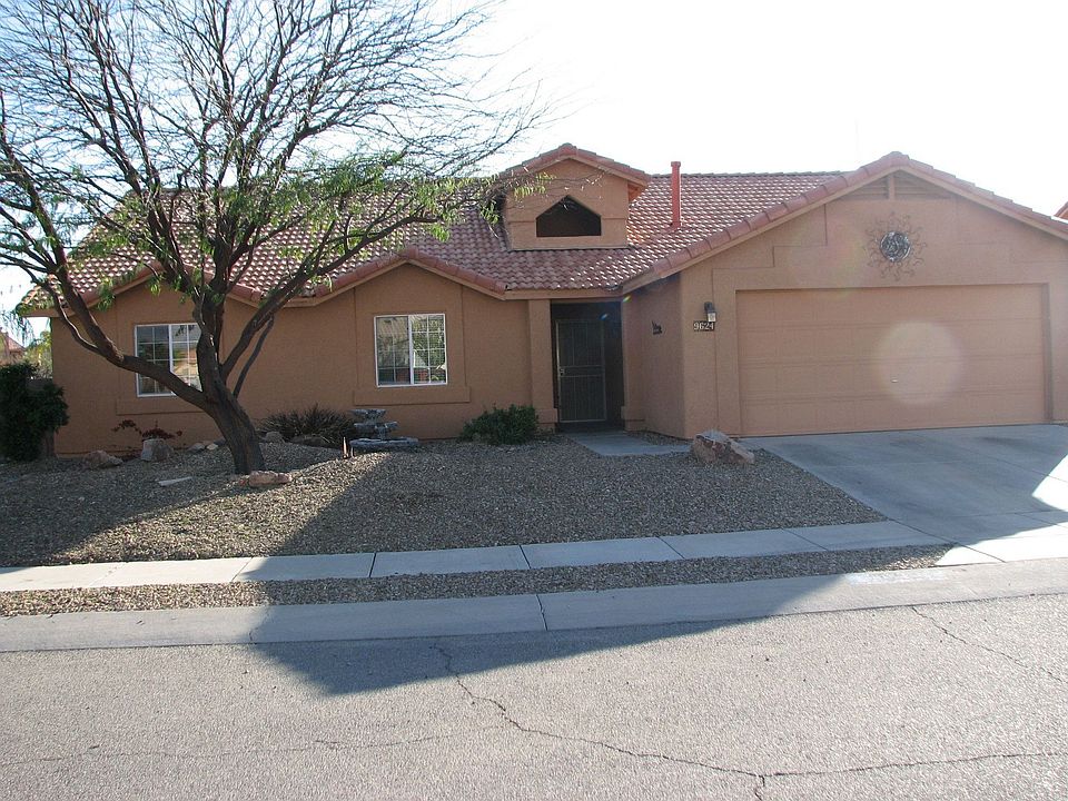 (624 E. Paseo San Rosendo, Tucson Arizona 4 bedroom house in Rita Ranch