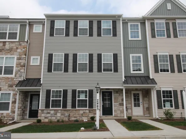 2445 Spring Water Cir, Lancaster, PA 17601