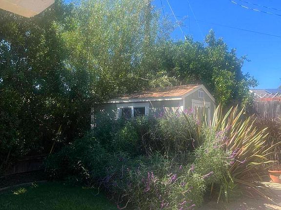4th image of 2081 Marino Way