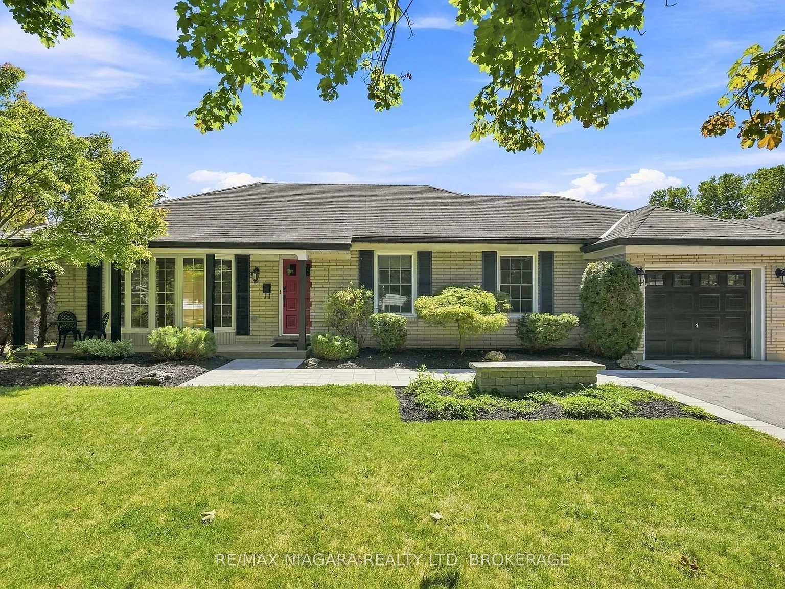 3 bed, $3,500 — Photo 1
