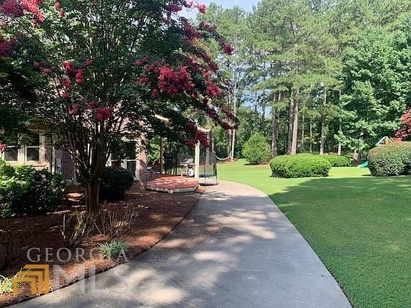 5th image of 3292 Lost Valley Dr