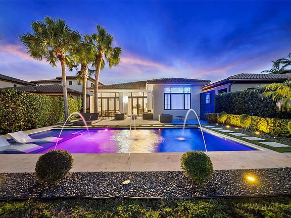 3rd image of 9549 S Kenley Court