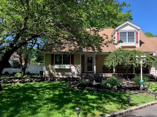 7A Quenzer St