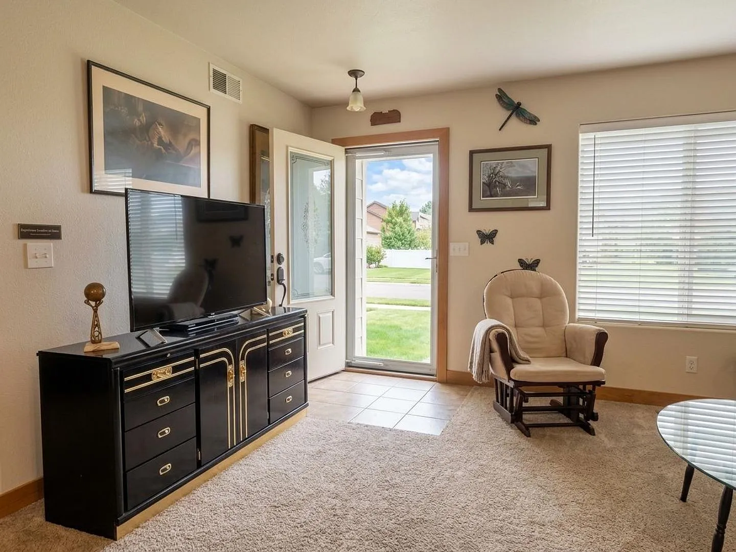 Beautiful 4 bed/3 Bath Ranch Style Home in Boise Village w/ Finished Basement — Photo 4
